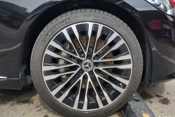 2022 Mercedes-Benz S-Класс с пробегом 25 152 км