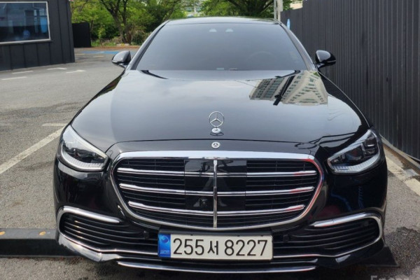 2022 Mercedes-Benz S-Класс с пробегом 25 152 км