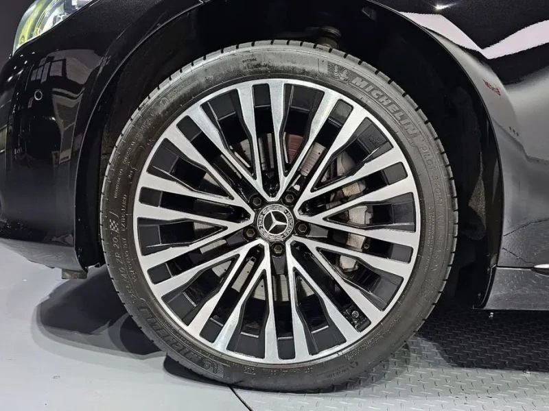 2022 Mercedes-Benz S-Класс с пробегом 135 709 км