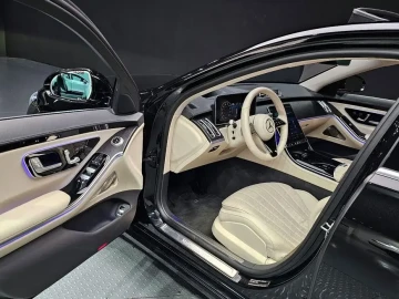 2022 Mercedes-Benz S-Класс с пробегом 135 709 км