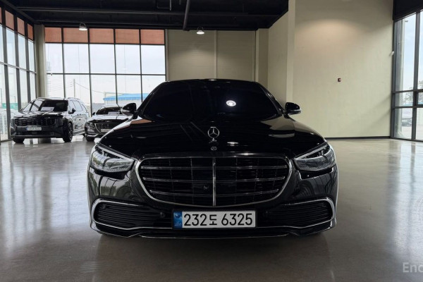 2023 Mercedes-Benz S-Класс с пробегом 72 463 км