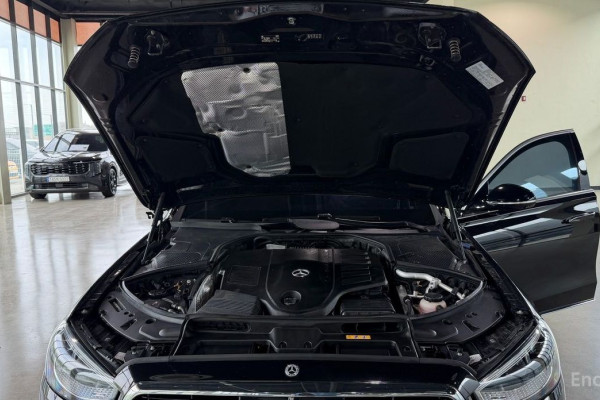 2023 Mercedes-Benz S-Класс с пробегом 72 463 км