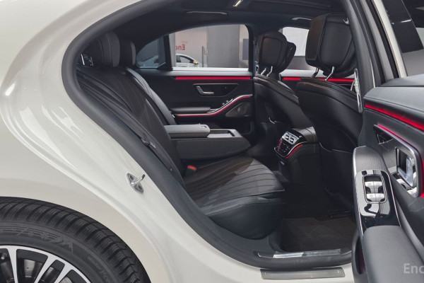 2022 Mercedes-Benz S-Класс с пробегом 47 871 км