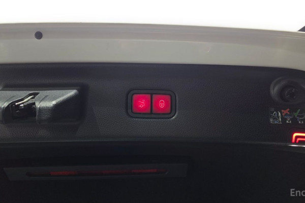 2023 Mercedes-Benz S-Класс с пробегом 18 384 км