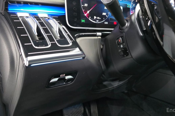 2023 Mercedes-Benz S-Класс с пробегом 40 068 км