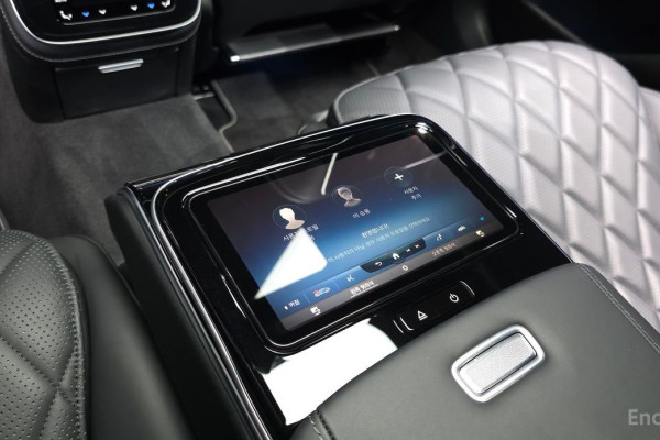 2023 Mercedes-Benz S-Класс с пробегом 40 068 км