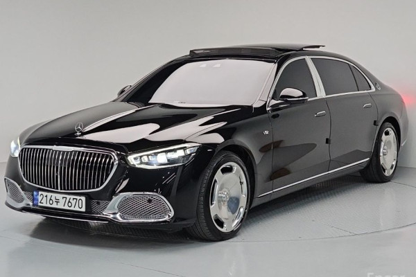 2023 Mercedes-Benz S-Класс с пробегом 70 352 км