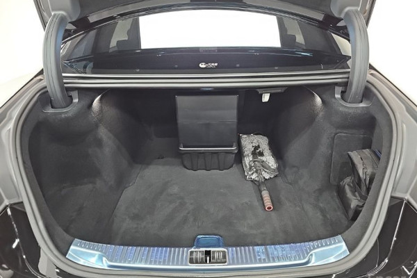 2023 Mercedes-Benz S-Класс с пробегом 70 352 км