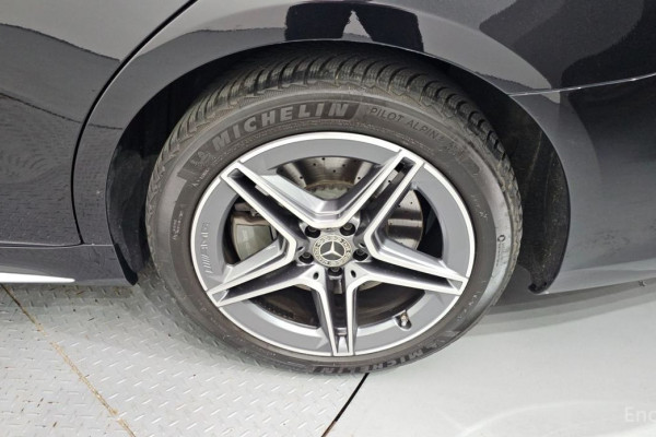 2023 Mercedes-Benz S-Класс с пробегом 41 453 км