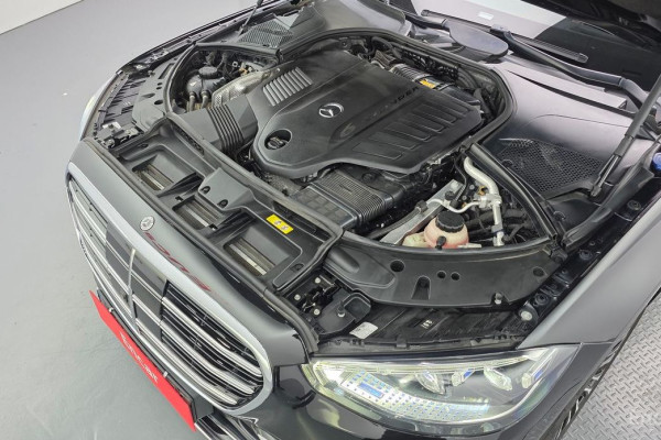 2022 Mercedes-Benz S-Класс с пробегом 107 175 км