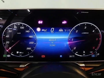 2022 Mercedes-Benz S-Класс с пробегом 31 400 км