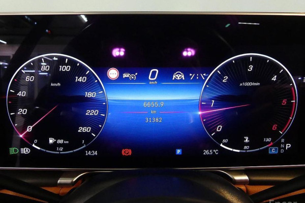 2022 Mercedes-Benz S-Класс с пробегом 31 400 км