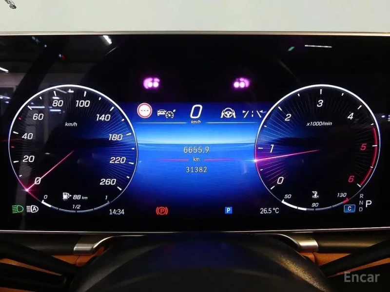 2022 Mercedes-Benz S-Класс с пробегом 31 400 км