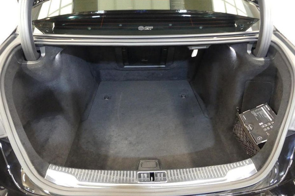 2022 Mercedes-Benz S-Класс с пробегом 31 400 км