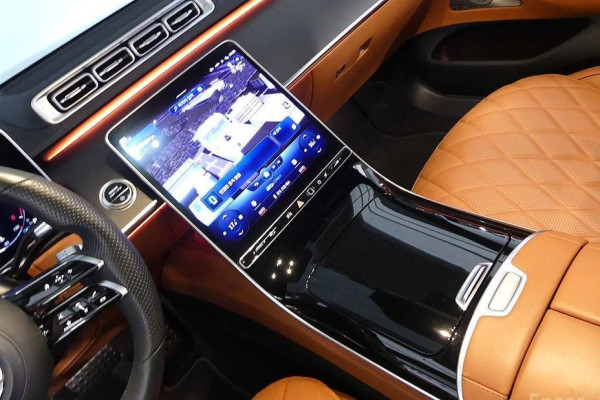 2022 Mercedes-Benz S-Класс с пробегом 31 400 км