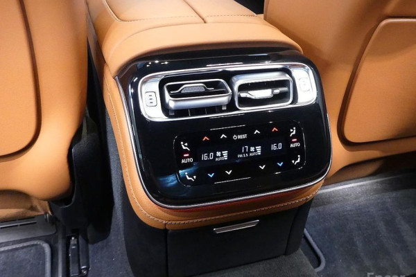 2022 Mercedes-Benz S-Класс с пробегом 31 400 км