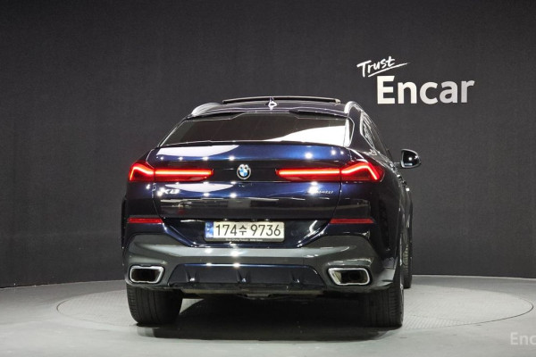 2022 BMW X6 с пробегом 30 162 км