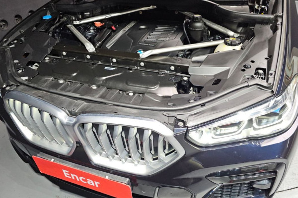 2022 BMW X6 с пробегом 30 162 км