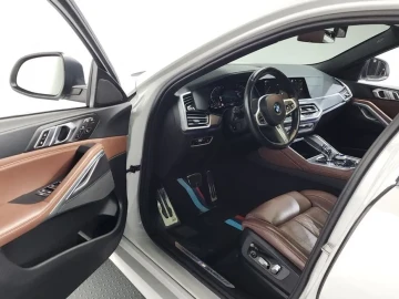 2022 BMW X6 с пробегом 87 937 км