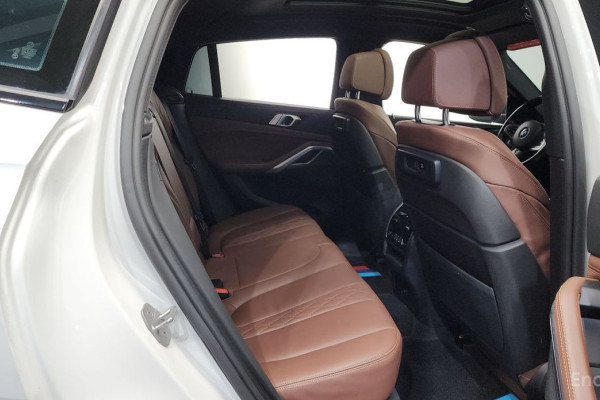 2022 BMW X6 с пробегом 87 937 км