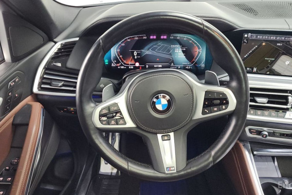 2022 BMW X6 с пробегом 87 937 км