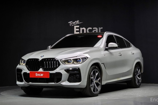 2022 BMW X6 с пробегом 60 733 км