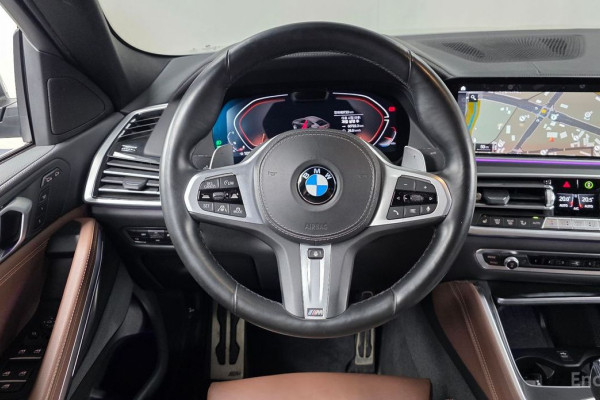 2022 BMW X6 с пробегом 60 733 км