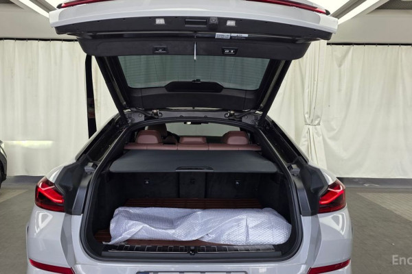 2022 BMW X6 с пробегом 60 733 км