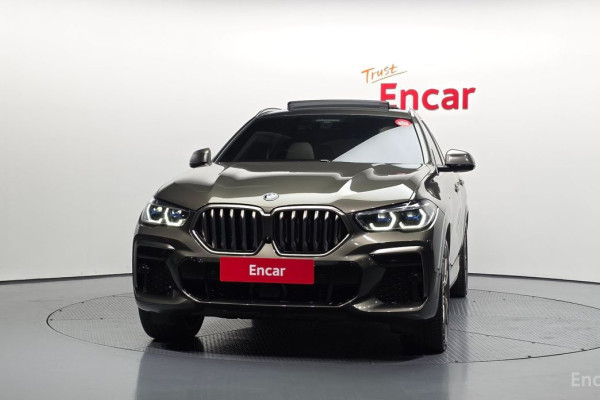 2022 BMW X6 с пробегом 14 202 км