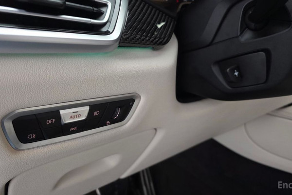 2022 BMW X6 с пробегом 14 202 км