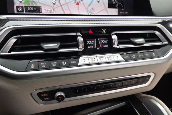 2022 BMW X6 с пробегом 14 202 км