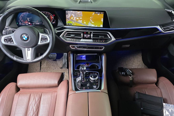 2022 BMW X6 с пробегом 31 579 км