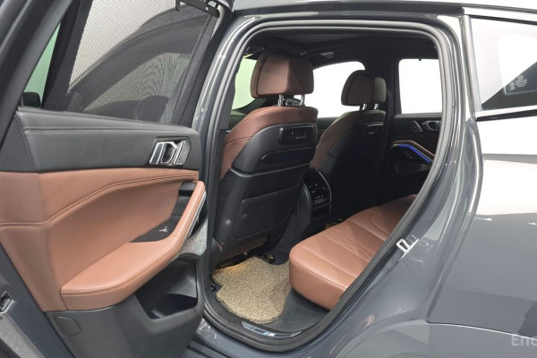 2022 BMW X6 с пробегом 31 579 км