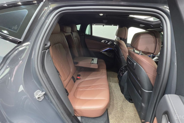 2022 BMW X6 с пробегом 31 579 км