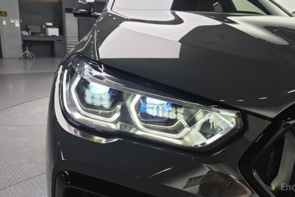 2022 BMW X6 с пробегом 31 579 км