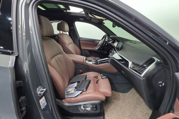 2022 BMW X6 с пробегом 31 579 км