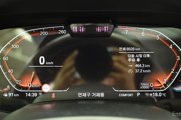 2022 BMW X6 с пробегом 8 928 км