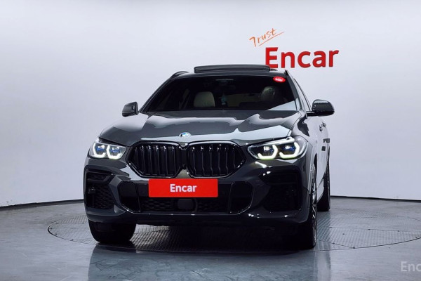 2022 BMW X6 с пробегом 21 753 км