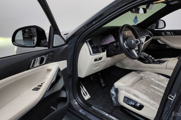 2022 BMW X6 с пробегом 21 753 км
