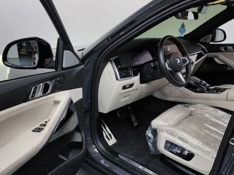 2022 BMW X6 с пробегом 21 753 км