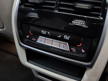 2022 BMW X6 с пробегом 21 753 км