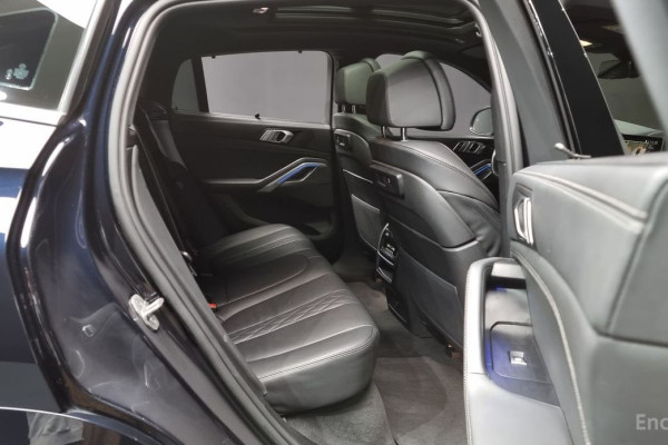 2022 BMW X6 с пробегом 69 954 км