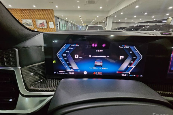 2024 BMW X7 с пробегом 9 033 км