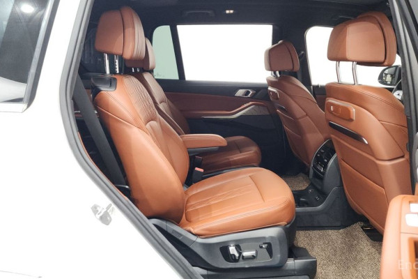 2024 BMW X7 с пробегом 42 453 км