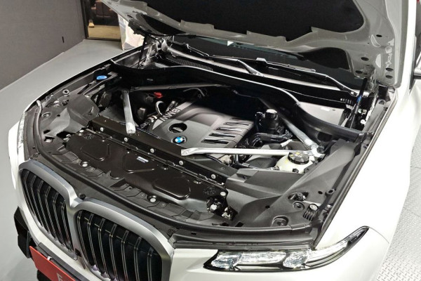 2025 BMW X7 с пробегом 3 614 км