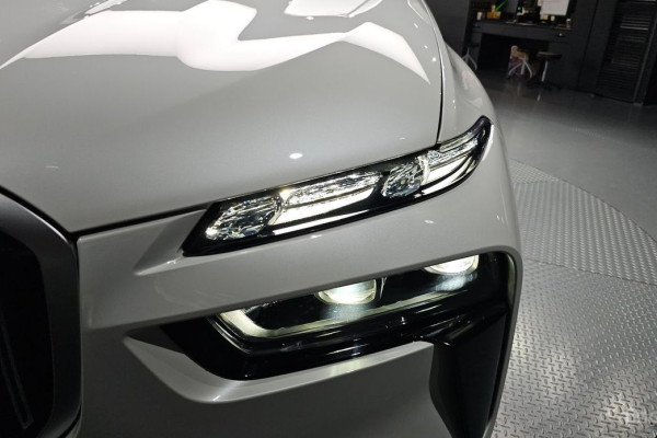 2025 BMW X7 с пробегом 3 614 км