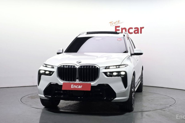 2025 BMW X7 с пробегом 7 010 км