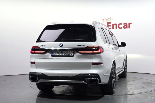 2025 BMW X7 с пробегом 7 010 км