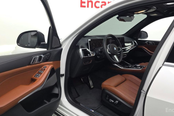 2025 BMW X7 с пробегом 7 010 км