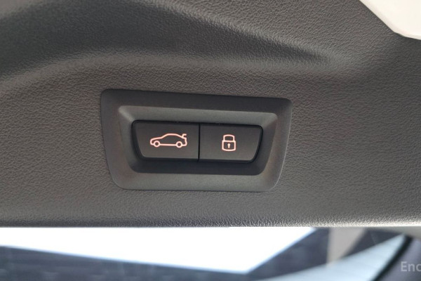 2025 BMW X7 с пробегом 7 010 км